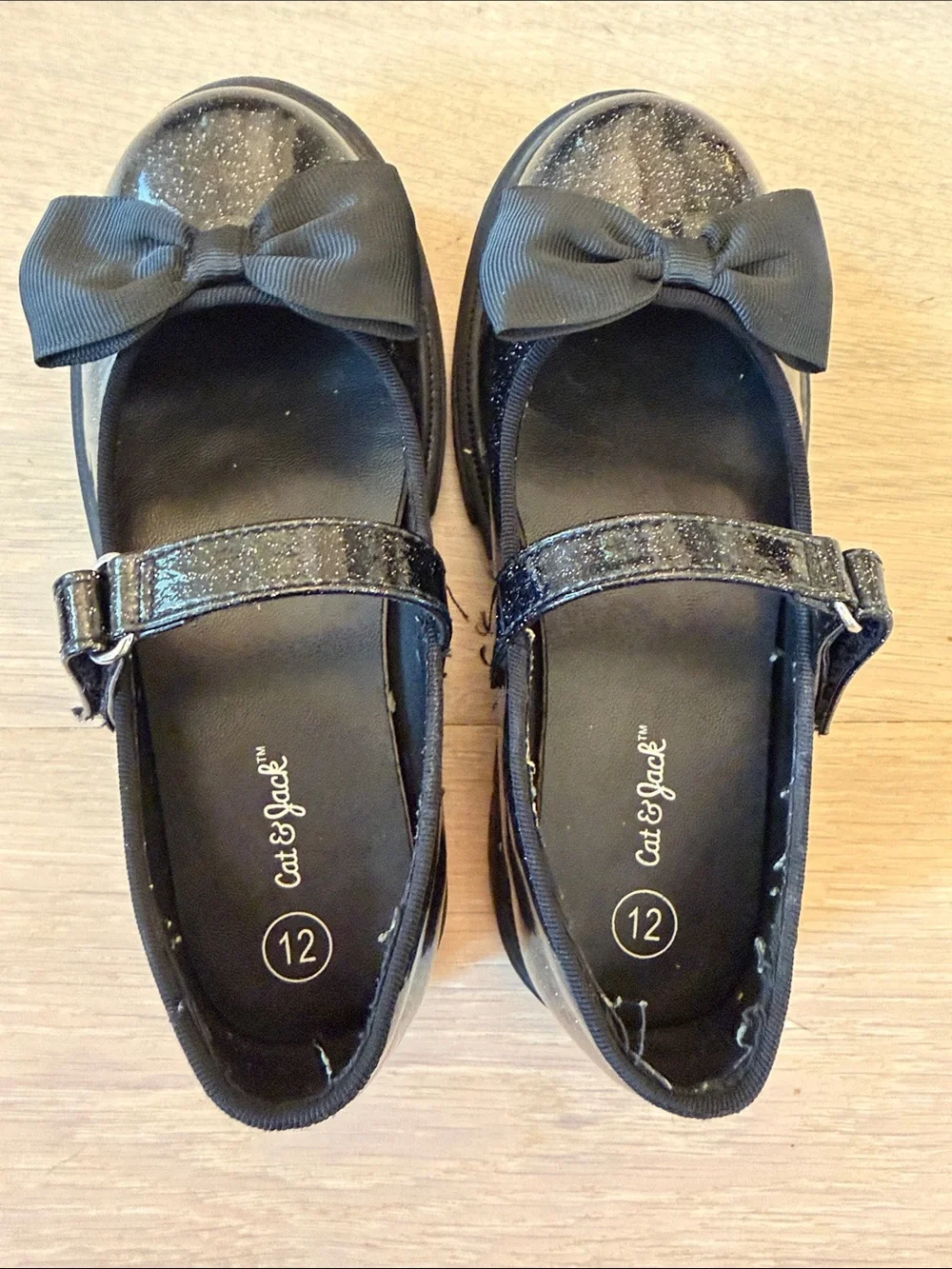 Cat and Jack Girls Size 12 Glitter Dress Shoes with Bow